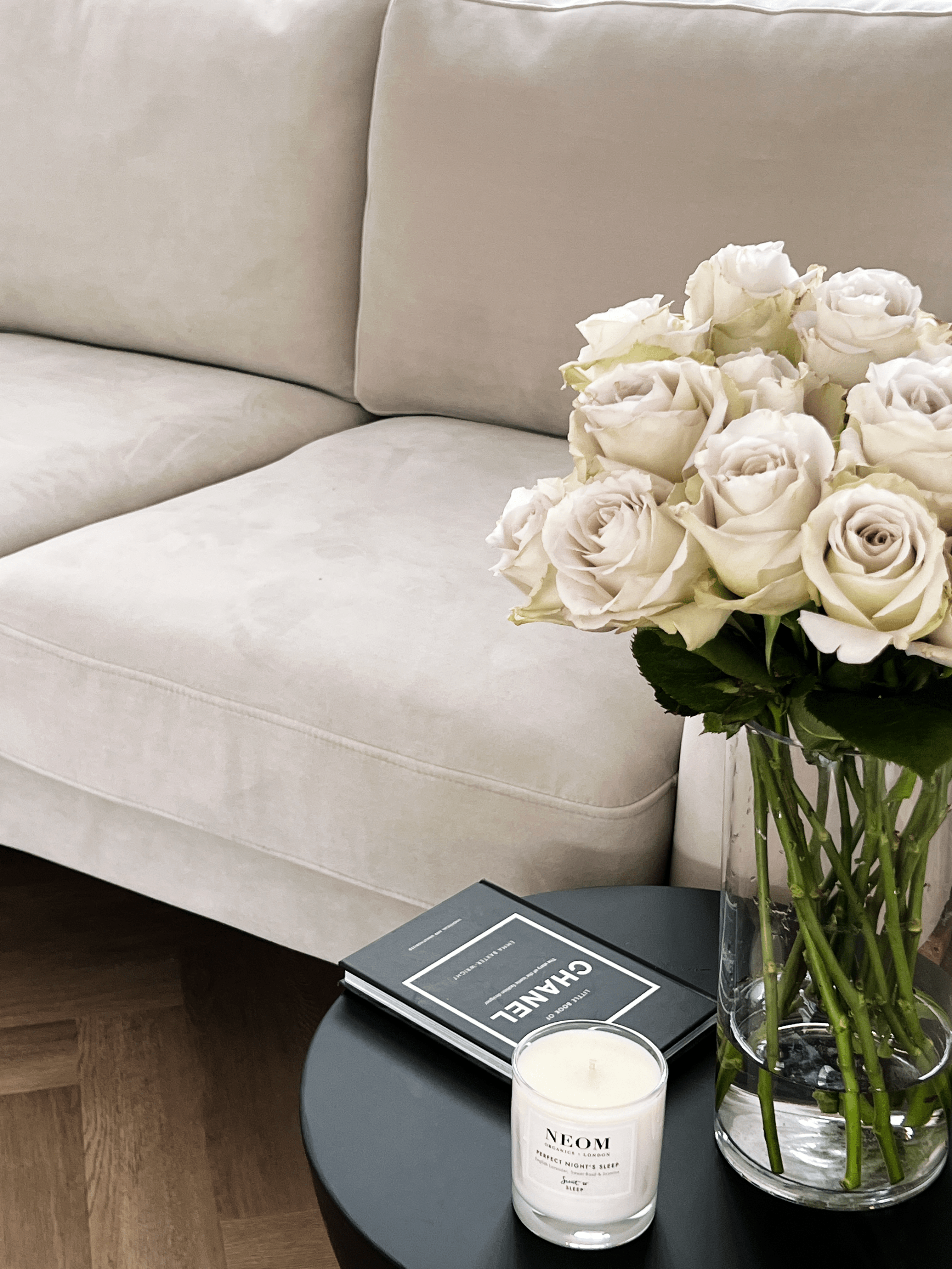 Only Roses Subscription - FLOWERFIX