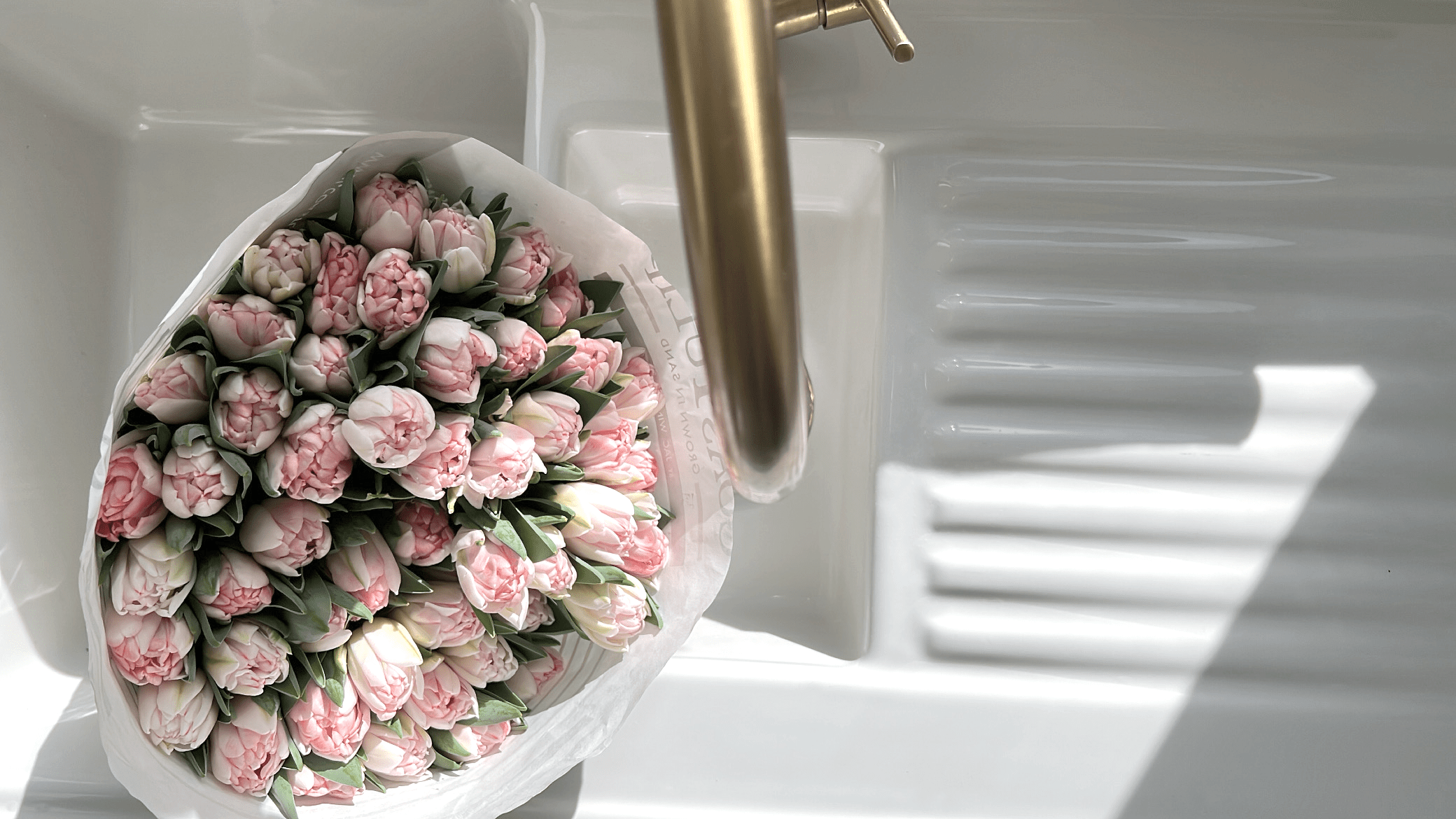 Letterbox Flowers Delivery | Letter box Flowers | FlowerFix Flower Delivery