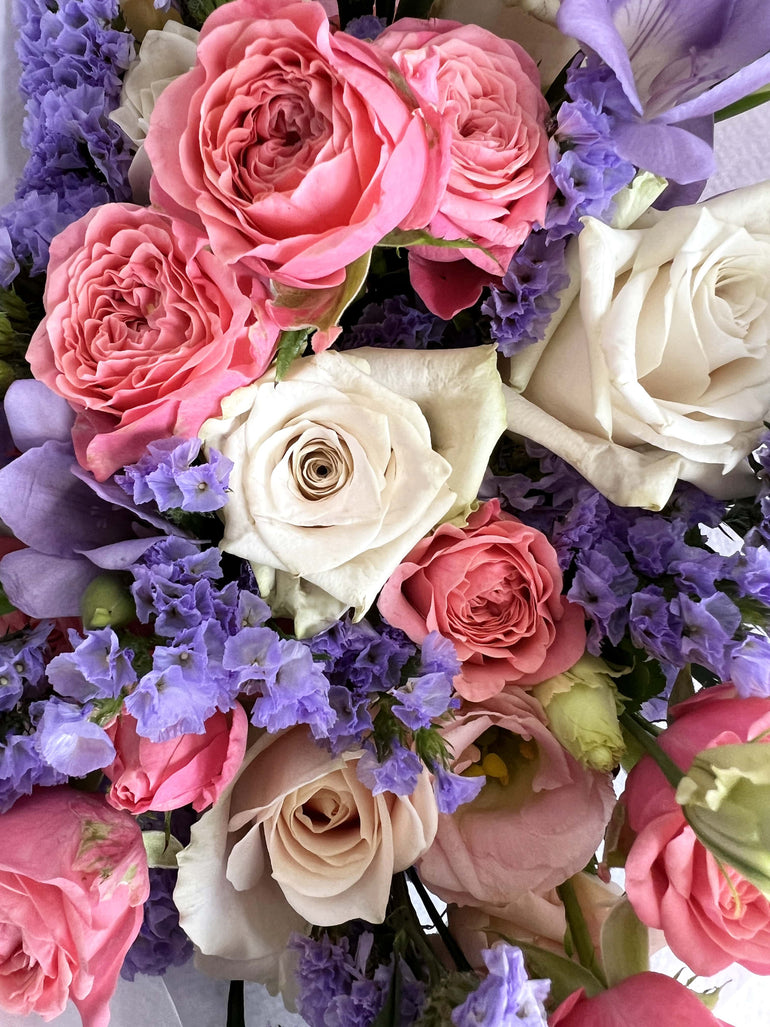 Full of Life Bouquet - FLOWERFIX